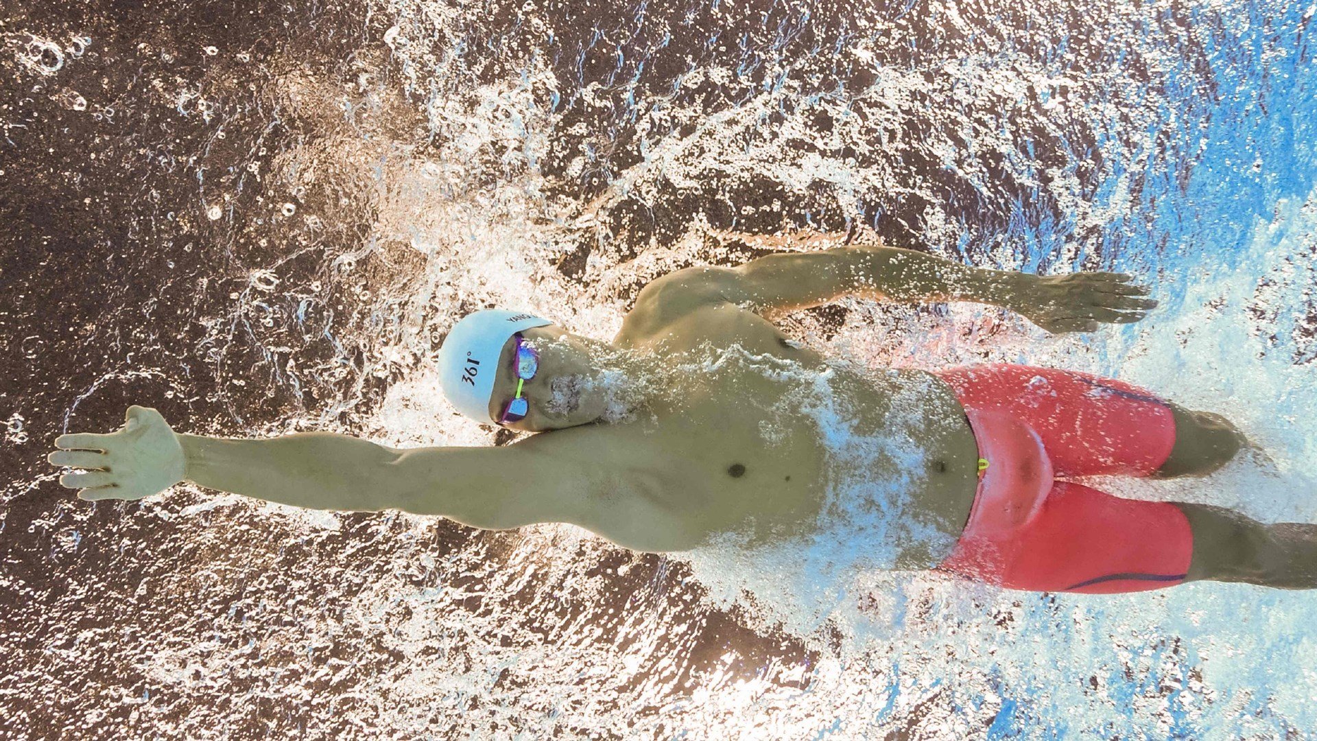 青少年“智慧篮球”创新应用在全国推广使用，推动科技体育融合